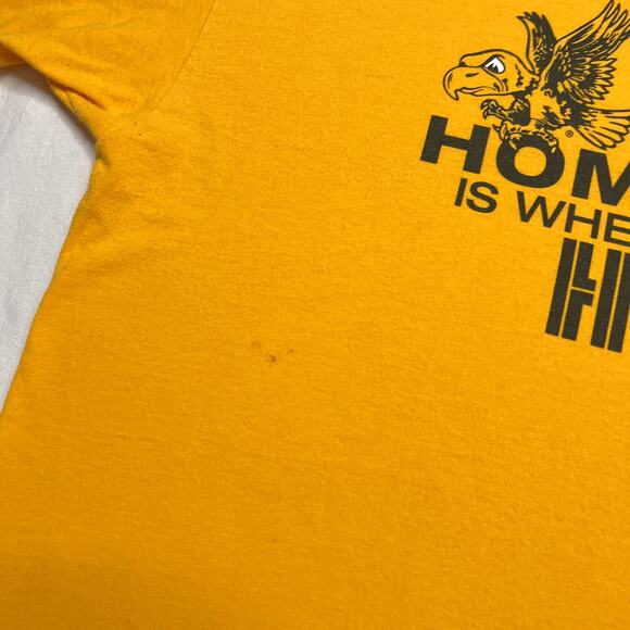 Iowa Hawkeyes Homecoming T-Shirt Yellow Flying Herky 2006 Mens XL College Gildan - Picture 6 of 8